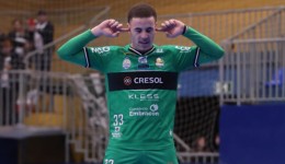 Marreco vence Campo Mourão por 6 a 5 e respira na tabela da Liga Nacional