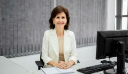 Flaviana assume a secretaria municipal de Indústria e Comércio