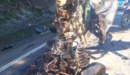 Mulher se distrai com garrafa de água, perde controle e sofre acidente na SC-157