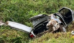 Criança fica ferida após saída de pista na PR-180 entre Três Barras do Paraná e Quedas do Iguaçu