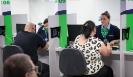 Com aprovação de 99,5% dos usuários, Poupatempo Paraná chega a 565,6 mil atendimentos
