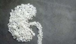 Cientistas desenvolvem ‘minirrobôs’ capazes de dissolver pedras nos rins dentro do corpo, sem cirurgia