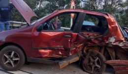Acidente na PRC-280 deixa quatro pessoas gravemente feridas