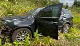 Motorista fica ferido após saída de pista na PR-483 em Francisco Beltrão