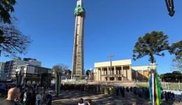 Francisco Beltrão abre Semana da Pátria com cerimônia no Calçadão