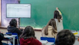 Governo do Estado nomeia mais 988 professores do concurso público de 2023