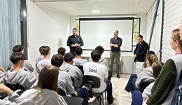 Projeto Trilha do Conhecimento reúne estudantes para atividades de tecnologia e inovação