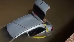 Criança desaparece após carro cair de ponte em Rio Bonito do Iguaçu