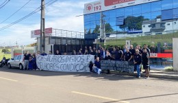 Profissionais do SAMU realizam manifestação por melhores condições de trabalho