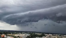 Paraná recebe novo alerta laranja de tempestades com granizo e ventos de até 100 km/h