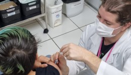 Paraná amplia vacinação contra a gripe para toda a comunidade escolar
