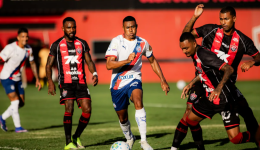 Bahia vence o Vitória por 2 a 0 no Barradão pelo Brasileirão