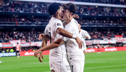 Corinthians empata com o Estudiantes na Argentina pelas quartas da Libertadores