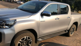 Hilux é furtada durante a madrugada e Polícia Civil investiga o caso