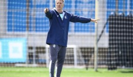 Renato testa Grêmio com três zagueiros para enfrentar o Cruzeiro pelo Brasileirão
