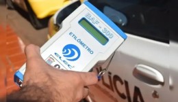 Motorista é preso por embriaguez após colisão na PR-180 