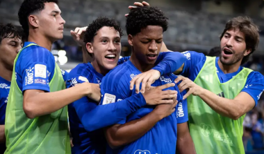 Cruzeiro vence São Paulo e entra no G-4 do Brasileirão