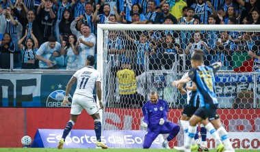 Grêmio empata com o Remo na Arena, perde posição e amplia pressão antes do Grenal
