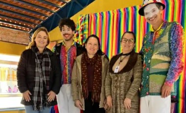 Peça Viagem Encantada encerra primeira etapa de apresentações nas escolas