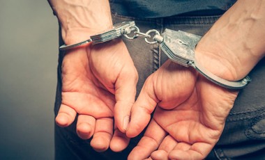 Condenado por estupro de vulnerável em Pato Branco é preso em Balneário Camboriú