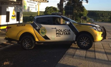 Ação conjunta apreende perfumes, bebidas e celulares na PR-182