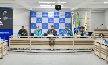 Legislativo fecha semestre com 700 matérias analisadas e anuncia corte de gastos