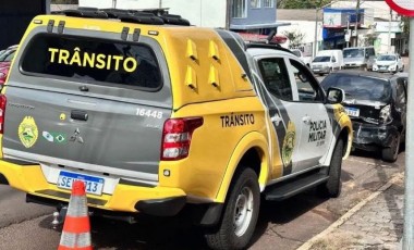 Colisão entre carros deixa uma pessoa ferida no Bairro Cango