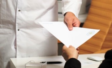 Médico é condenado a 17 anos por corrupção em esquema de fura-fila do SUS