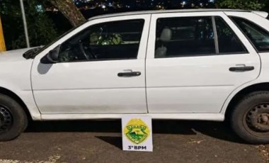 Polícia Militar recolhe veículo irregular durante fiscalização em Pato Branco