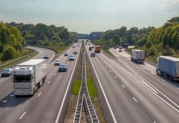 Usuários das rodovias sob concessão da EPR Iguaçu terão descontos nas tarifas; redução progressiva pode chegar a 98%