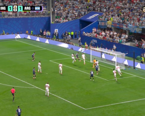 Argentina bate Inglaterra com virada incrível, repete 1986 e está na final da Copa