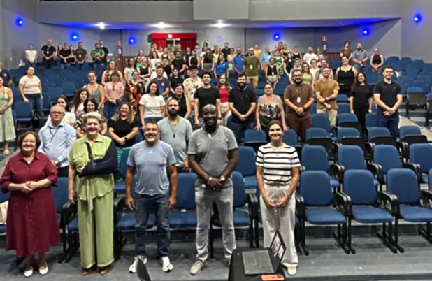 Capacitação sobre igualdade racial qualifica atendimento público