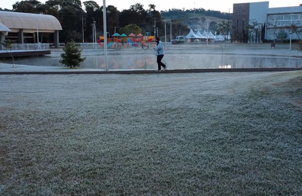 Massa de ar seco mantém tempo estável e frio em todo o Estado nesta quarta-feira