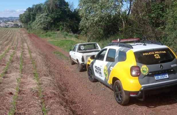 Polícia Militar recupera VW Saveiro furtada