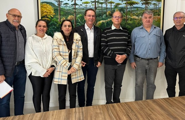 Prefeitura repassa R$ 400 mil para a Apae