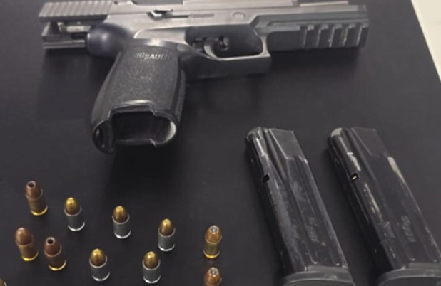 Homem é preso em flagrante com pistola e drogas durante operação da Polícia Civil