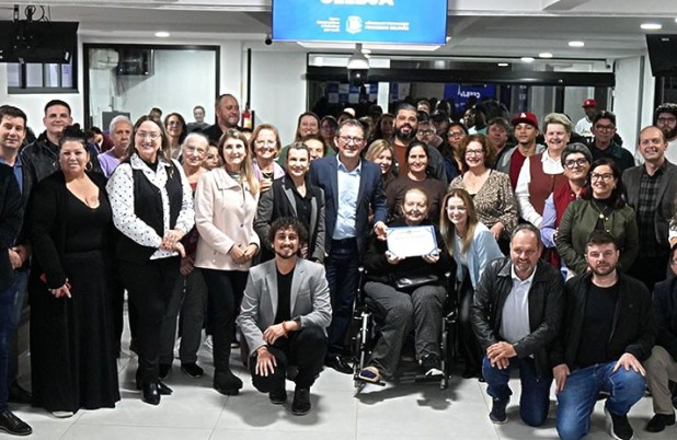 CEEBJA é homenageado na Câmara após 40 anos de atividades