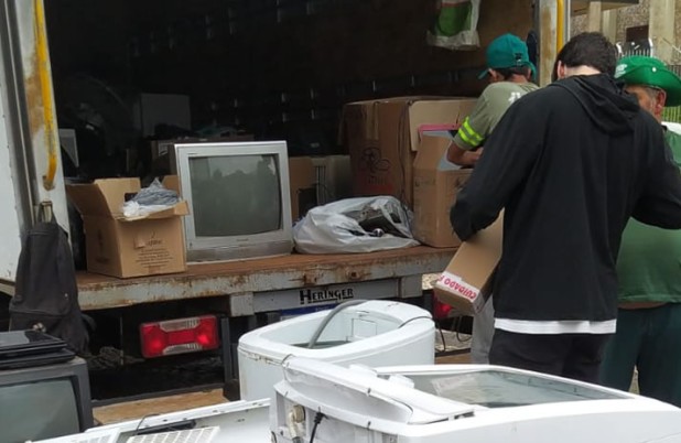 Campanha de coleta de eletroeletrônicos arrecada quase 2 toneladas