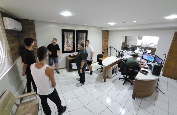 Curso capacita novos técnicos de som para produções culturais