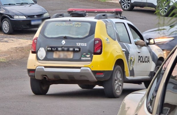 Homem é encontrado morto em frente a bar no bairro Padre Ulrico