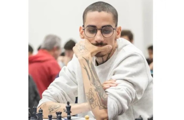 Enxadrista de Francisco Beltrão representa o Brasil em torneio internacional na Espanha