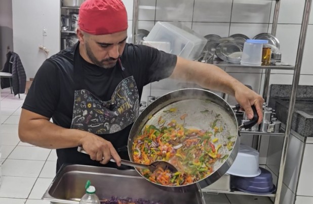 Merendeiro de Francisco Beltrão tem receita premiada em concurso nacional
