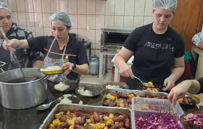 Abrigo municipal mantém acolhimento a famílias atingidas pelas chuvas