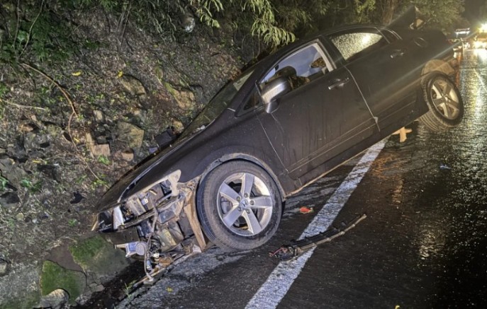 Homem morre em acidente na PR-182 e outras quatro pessoas ficam feridas