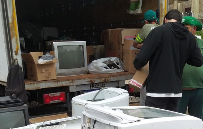Campanha de coleta de eletroeletrônicos arrecada quase 2 toneladas