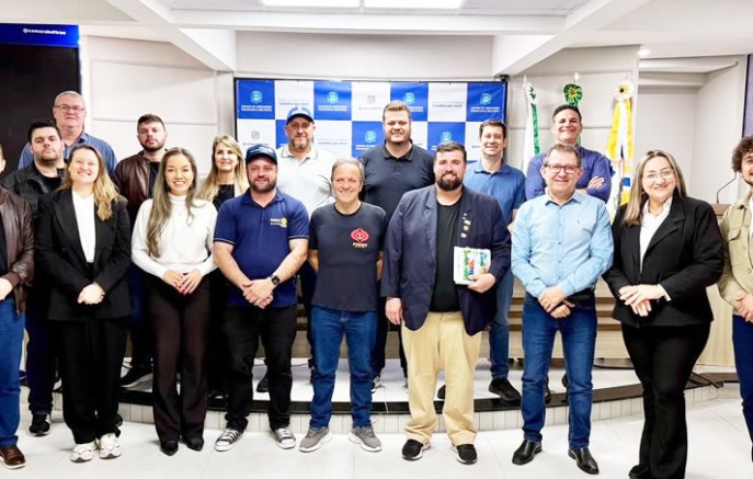 Rotary Industrial apresenta projetos sociais aos vereadores