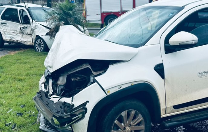 Colisão entre Fiat Palio e Strada deixa dois motoristas feridos na PR-566