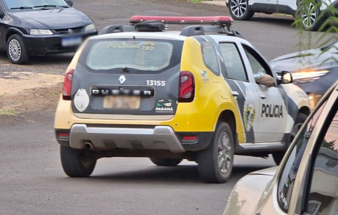 Homem é encontrado morto em frente a bar no bairro Padre Ulrico