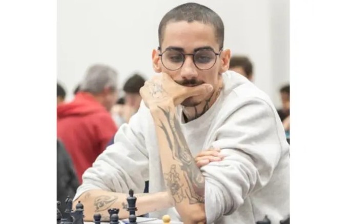 Enxadrista de Francisco Beltrão representa o Brasil em torneio internacional na Espanha