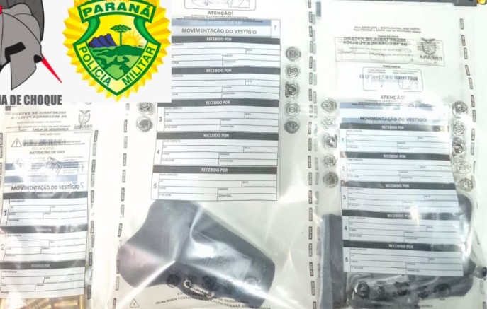 Pistola é encontrada dentro de lixeira durante abordagem em estabelecimento